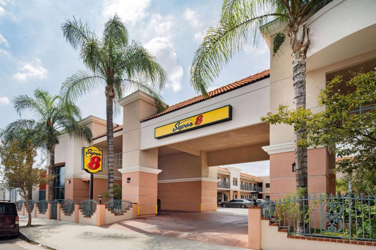 Motel Super 8 By Wyndham North Hollywood à Los Angeles Extérieur photo